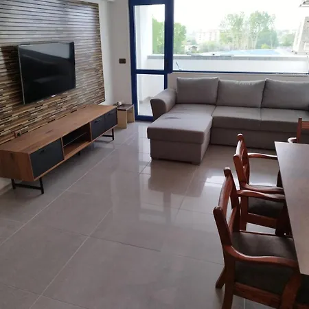 California Complex * סאני ביץ'