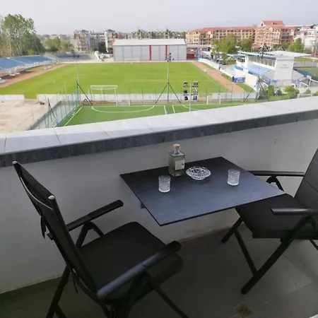 California Complex Apartman