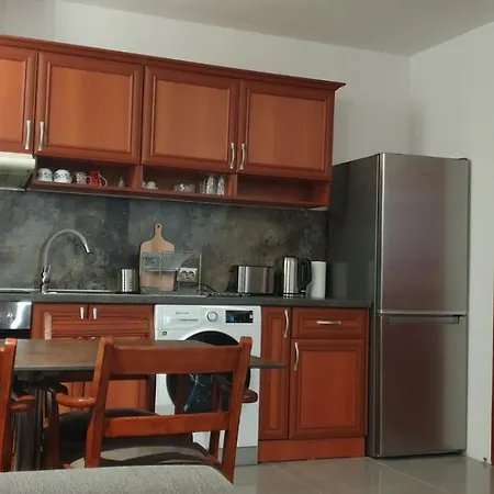 California Complex Apartman Napospart